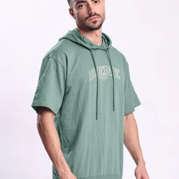 Bene Kleed Men Green Half Sleeve Relax Fit Hooded Lightweight Sweatshirt image 4