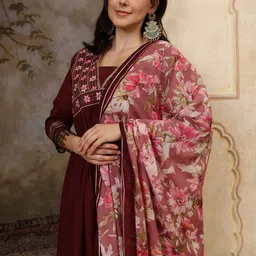 BANDIA Women Floral Yoke Design Empire Thread Work Pure Cotton Kurta with Trousers & With Dupatta image 2