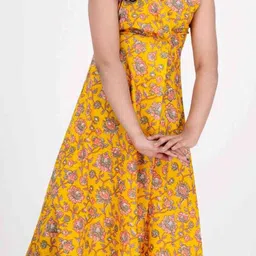 DMP FASHION Floral Print Top image 4