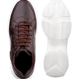 Bxxy Men Textured 7.62 CM Elevator Height increasing Sneakers image 4