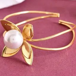 DressBerry Women Gold Stainless Steel Artificial Beads Bracelet-picture-12