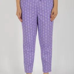 Aramya Women Floral Printed Cotton Kurta with Trousers image 2