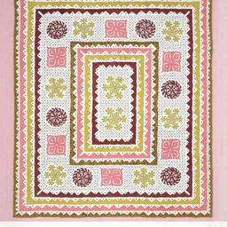 Myntra Elegant Homes White & Yellow 210 TC Queen Bedsheet with 2 Pillow Covers image 5