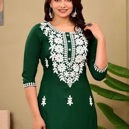 ELVISH JAIPUR Women Ethnic Motifs Embroidered Regular Chikankari Kurta with Trousers image 5