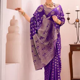 MADHAVPRIYA Woven Design Ethnic Motifs Zari Banarasi Saree with Unstitched Blouse Piece image 3