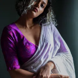 Suta Women Magenta-coloured Woven Design Silk Saree Blouse-image-93