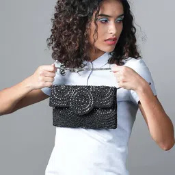 ODETTE Embellished Envelope Clutch-image-4