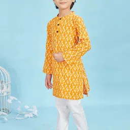 Maaikid Boys Abstract Printed Mandarin Collar Pure Cotton Kurta with Pyjamas image 5