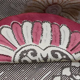 BIGGER FISH Grey & White Cotton 6-Seater Table Cover image 4