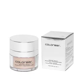Colorbar Amino Skin Radiant Foundation, Perfect Match Primer & Stay the Day Finishing Mist image 3