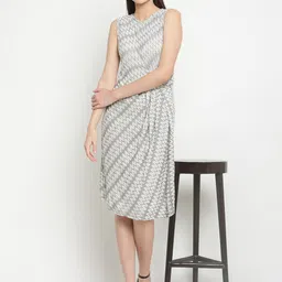 Be Indi Off White & Grey Abstract Self Design Sleeveless Wrap Dress image 4
