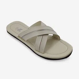 THE MADRAS TRUNK Men White Solid Comfort Sandals-image-15
