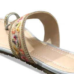 Glitzy Galz Women Printed Open Toe Flats image 3