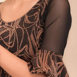 Bindigasm's Advi Embellished Stretchable Saree Blouse image 4