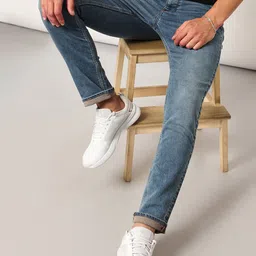 Lee Men Slim Fit Mid-Rise Clean Look Light Fade Stretchable Jeans-image-48