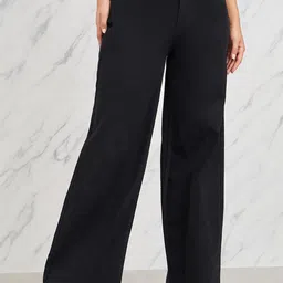 Styli Women Slouchy Fit Mid-Rise Stretchable Jeans-picture-16