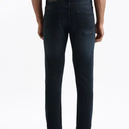 WROGN Men Slim Fit Clean Look Light Fade Cotton Jeans image 5