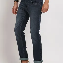 Turtle Men Narrow Tapered Fit Light Fade Stretchable Jeans image 3