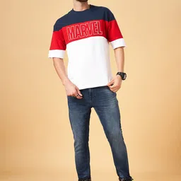 SF JEANS by Pantaloons Men Slim Fit Light Fade Stretchable Jeans image 5