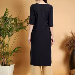 7Threads Selection Of 6 Ethnic Motifs Printed Round Neck Straight Kurtas image 4