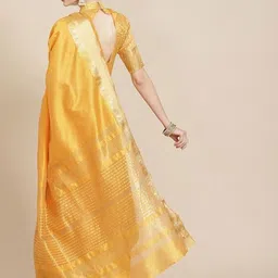 KAVINDI Zari Saree With Blouse Piece image 2