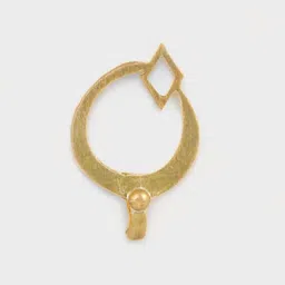 Goldnera Star Moon Design Nose Pin image 2