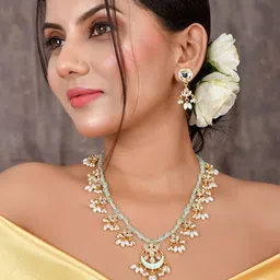 DASTOOR Gold-Plated Kundan Studded & Beaded Jewellery Set-picture-13