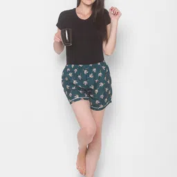 FashionRack Women Green & White 2 Printed Lounge Shorts image 5