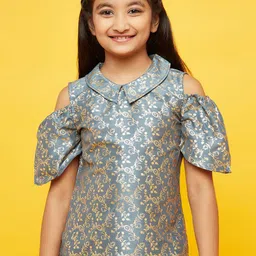 Aks Kids Girls Floral Printed Shirt Collar Cold-Shoulder Shirt Style Top-image-70
