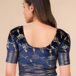 Bindigasm's Advi Floral Printed Sequinned Puff Sleeves Stretchable Velvet Saree Blouse image 4