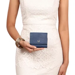Hidesign Women Textured Leather Envelope Wallet-image-61