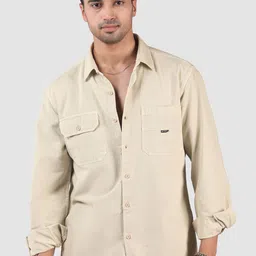 Beyoung Men Original Fit Solid Spread Collar Cotton Casual Shirt-picture-13