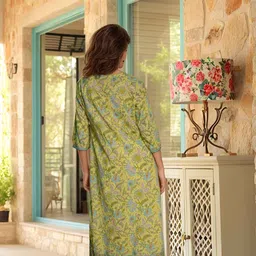 KALINI Women Floral Printed Regular Kurta with Trousers & With Dupatta image 3