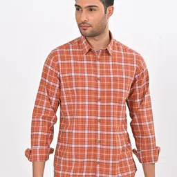 Indian Terrain Men Classic Slim Fit Tartan Checked Spread Collar Cotton Casual Shirt-image-56