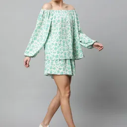 Global Republic Printed Off Shoulder Long Sleeves Top With Shorts image 4