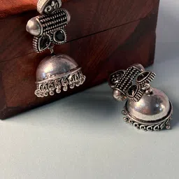 Niska Contemporary Jhumkas Earrings image 2