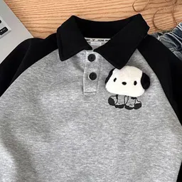 FOREVER FRIDAY Boys Applique Detail Full Sleeves Sweatshirt image 2