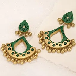 Mridah Oval Drop Earrings image 5