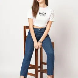 Kraus Jeans Women Straight Fit High-Rise Low Distress Stretchable Jeans image 5