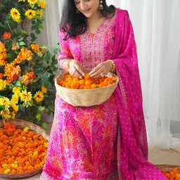 SHAHI COLLECTION Women Ethnic Motifs Printed Panelled Thread Work Kurta with Trousers & With Dupatta image 4