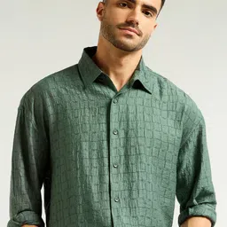 Beyoung Men Spread Collar Checked Cotton Casual Shirt-picture-43