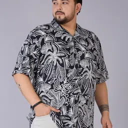 UNSIZED Abstract Printed Spread Collar Casual Shirt image 2