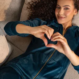 Chelvet Hooded Night Suit image 2