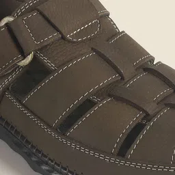 Metro Men Leather Shoe-Style Sandals image 2