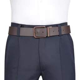 United Colors of Benetton Men Textured Leather Reversible Belt image 3