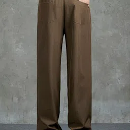 StyleCast x Revolte Men Pleated Mid-Rise Regular Fit Parallel Trousers image 3