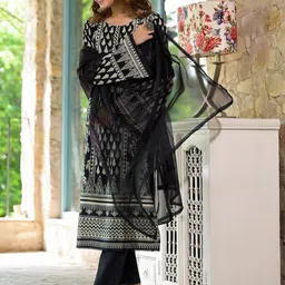 Divena Ethnic Motifs Printed Pure Cotton Lace Detail Straight Kurta With Trouser & Dupatta image 4