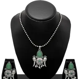 Shining Jewel - By Shivansh Silver-Plated Stones Studded & Pearls Beaded Jewellery Set image 3