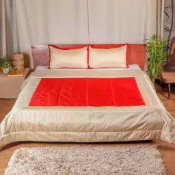 Red Cotton and Polyester 150 AC Room Double Bed Quilt With 2 Pillow Covers by Zeba-image-1