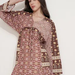 ESPYR By Tokyo Talkies Women Floral Print Bell Sleeve Maxi Dress-picture-16